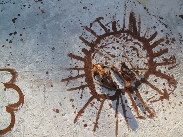 bones-mud-sun